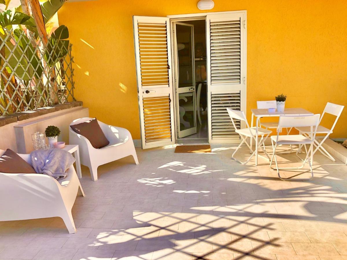 Villa Lattea Aci Trezza Exterior foto