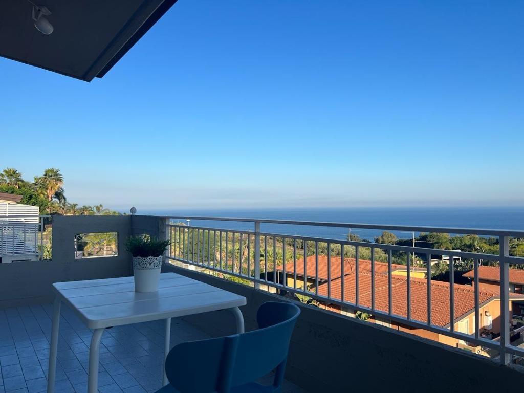 Villa Lattea Aci Trezza Exterior foto
